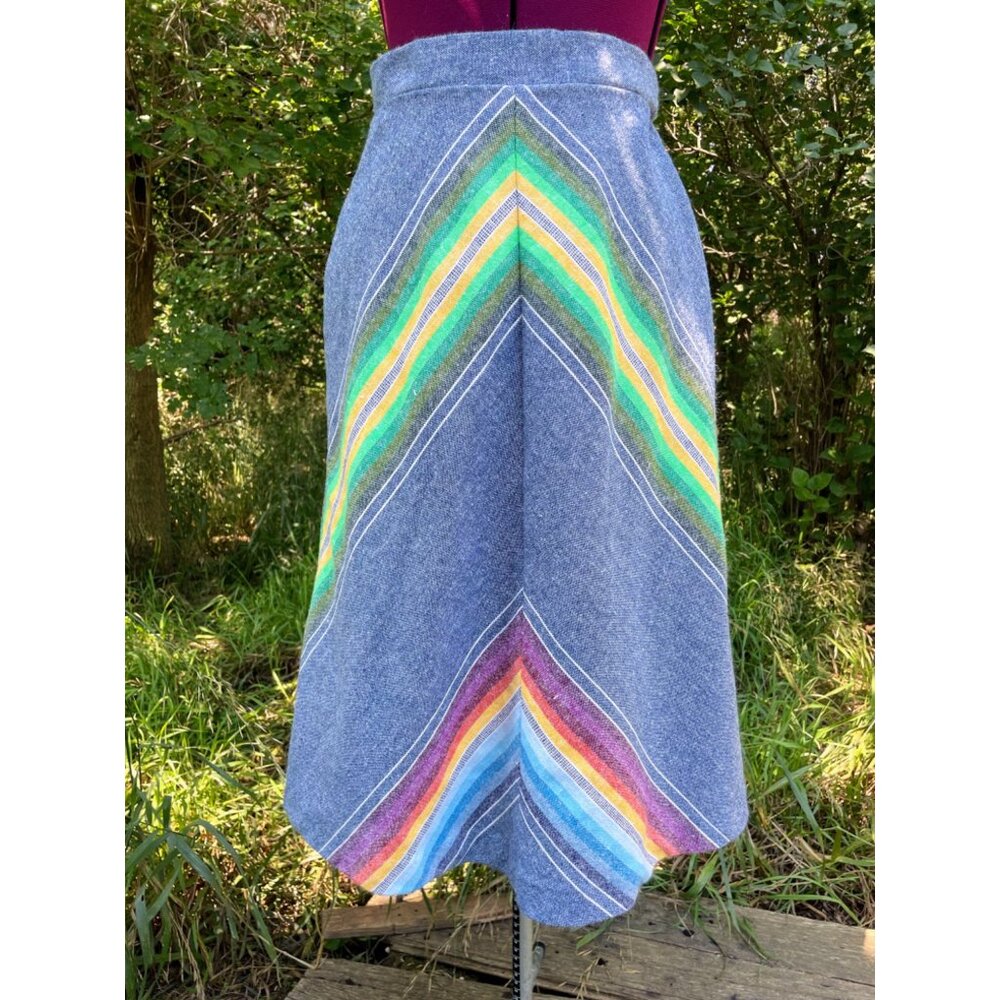 Vintage 1970's Rainbow Chevron Skirt Boho HIppy Size Small - Picture 14 of 15